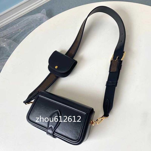 2021 fashion style officier women crossbody bags designer cowhide purse genuine leather wallet luxury shoulder bag mini pouch
2021 fashion style officier women crossbody bags designer cowhide purse genuine leather wallet luxury shoulder bag mini pouch