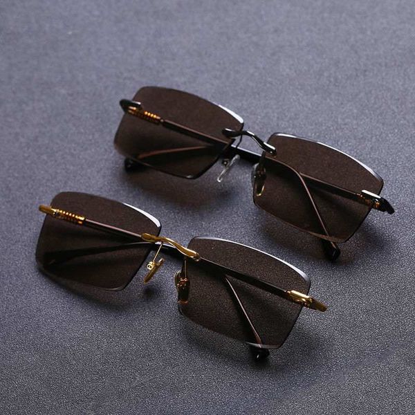 2020 new natural crystal frameless trimming sunglasses fashionable portable, eye care and high definition male driver, Black
2020 new natural crystal frameless trimming sunglasses fashionable portable, eye care and high definition male driver, Black