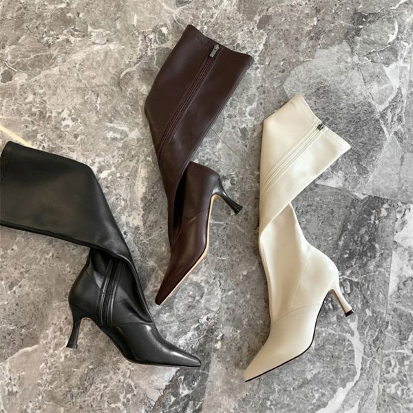 2021 mode leap beggar slide overknee spring slender socks boots shoe tips women pgb4, Black
2021 mode leap beggar slide overknee spring slender socks boots shoe tips women pgb4, Black