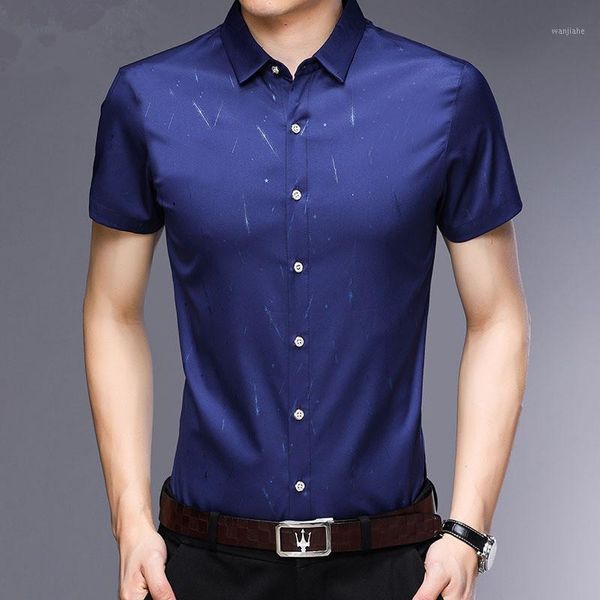 2020 new summer men printed short sleeve shirts fashion thin chemise homme men blouse1, White;black
2020 new summer men printed short sleeve shirts fashion thin chemise homme men blouse1, White;black