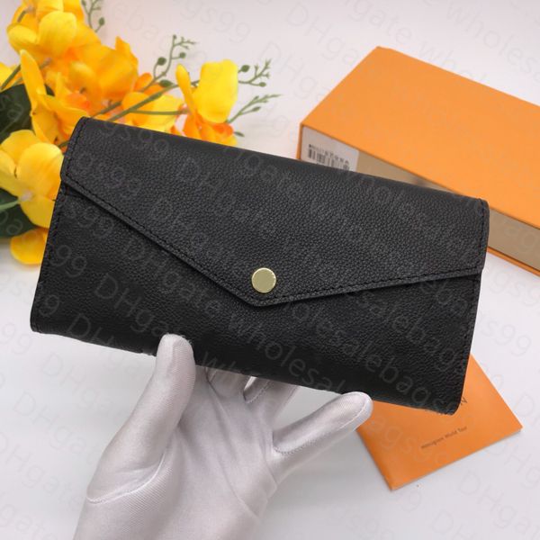 fastory cowhide women genuine leather embossing flower wallet fashion designer luxury wallet card holder clutch flip purse handbag 61182, Red;black
fastory cowhide women genuine leather embossing flower wallet fashion designer luxury wallet card holder clutch flip purse handbag 61182, Red;black