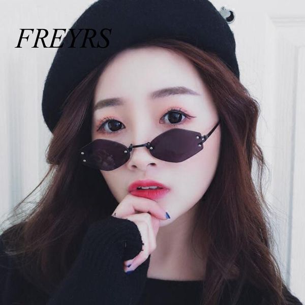 sunglasses 2021 retro small oval women rimless sun glasses ladies irregular metal frame transparent color eyewear 5087f, White;black
sunglasses 2021 retro small oval women rimless sun glasses ladies irregular metal frame transparent color eyewear 5087f, White;black