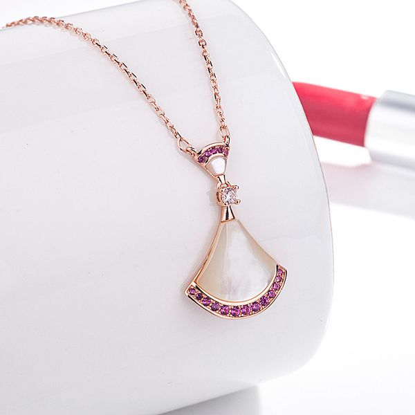 new real s925 shell zircon skirt sector jewelry necklace pendant chain rose gold fashion accessories jewel q1209, Bronze;silver
new real s925 shell zircon skirt sector jewelry necklace pendant chain rose gold fashion accessories jewel q1209, Bronze;silver