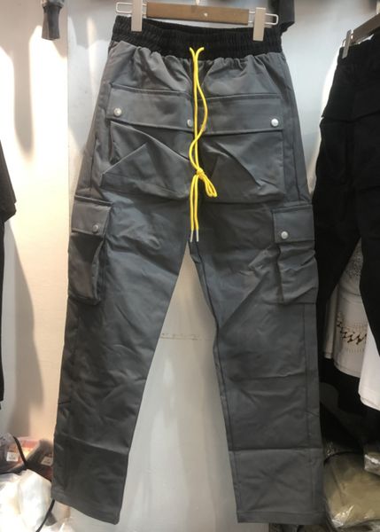 men's pants 2021 autumn and winter new high street fashion brand multi pocket functional tooling men's loose casual pants, Black
men's pants 2021 autumn and winter new high street fashion brand multi pocket functional tooling men's loose casual pants, Black