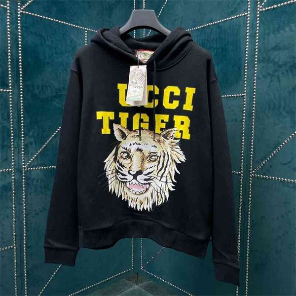 2022 spring, summer and autumn new family year of the letter printed sweater loose leisure fashion long sleeve trend 982, Black
2022 spring, summer and autumn new family year of the letter printed sweater loose leisure fashion long sleeve trend 982, Black
