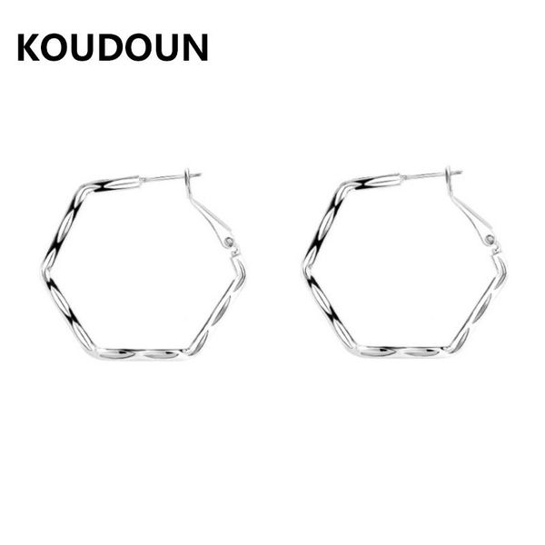 new fashion geometric earrings suitable for women 2021 retro silver color pendant earrings trendy fashion accessories, Golden;silver
new fashion geometric earrings suitable for women 2021 retro silver color pendant earrings trendy fashion accessories, Golden;silver