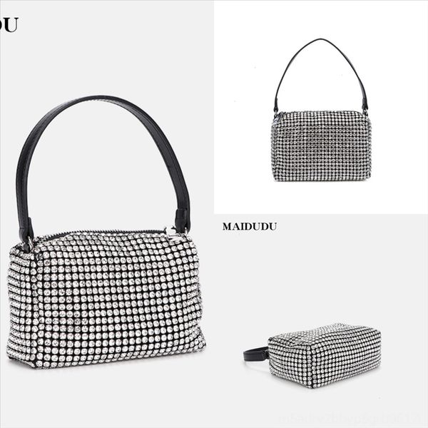 9bed0 new handbag ladies one shoulder diagonal leather fashion brand fashion outdoor light bag casual
9bed0 new handbag ladies one shoulder diagonal leather fashion brand fashion outdoor light bag casual
