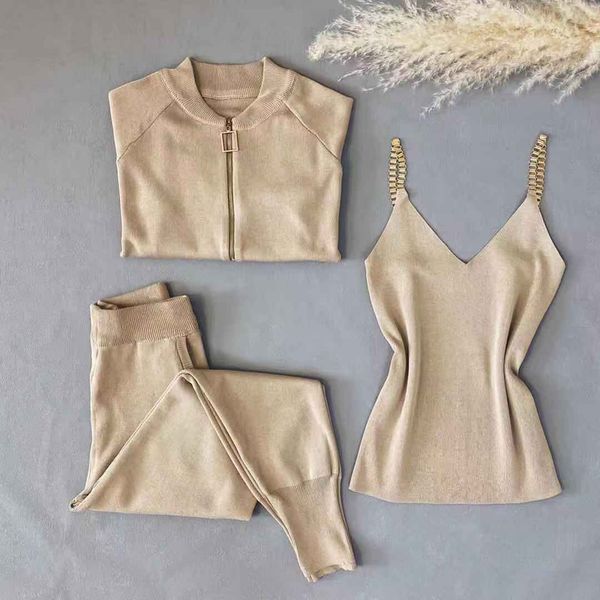 autumn winter women knitted tracksuits 3 piece set zipper jacket coat+tank +elastic pants suit casual sports outfits female q1217, Black;white
autumn winter women knitted tracksuits 3 piece set zipper jacket coat+tank +elastic pants suit casual sports outfits female q1217, Black;white