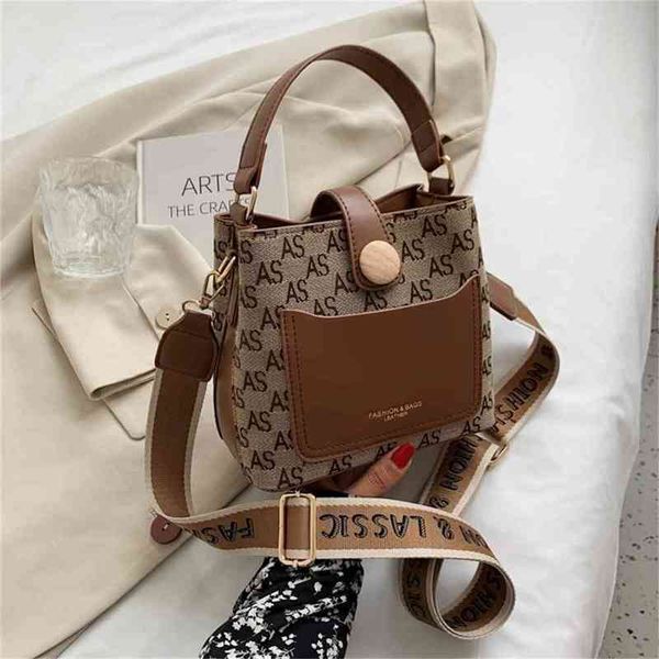 75% off handbag factory store red air canvas small female wide shoulder belt single shoulder portable bucket
75% off handbag factory store red air canvas small female wide shoulder belt single shoulder portable bucket