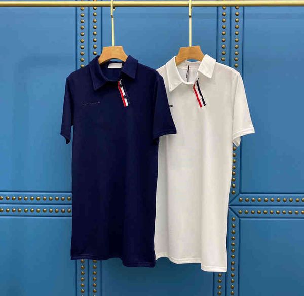 2022 factory wholesale new color stripe oblique placket polo dress lapel a-line skirt short sleeve back embroidery dog college style, White
2022 factory wholesale new color stripe oblique placket polo dress lapel a-line skirt short sleeve back embroidery dog college style, White