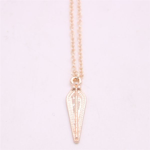 trendy sceptre pendant film style necklace designed gold silver rose three color optional suitable for men and women
trendy sceptre pendant film style necklace designed gold silver rose three color optional suitable for men and women