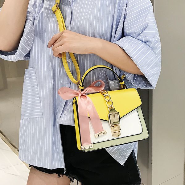womens bag new korean style fashion portable contrast color small square bag trend chain lock all-match shoulder messenger bag
womens bag new korean style fashion portable contrast color small square bag trend chain lock all-match shoulder messenger bag