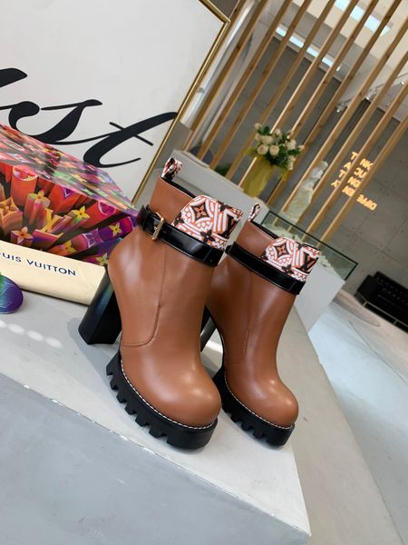 solds women shoes leather boots super high heel short boot water platform thick heel nude booties patent lace up martin boots 110525, Black
solds women shoes leather boots super high heel short boot water platform thick heel nude booties patent lace up martin boots 110525, Black
