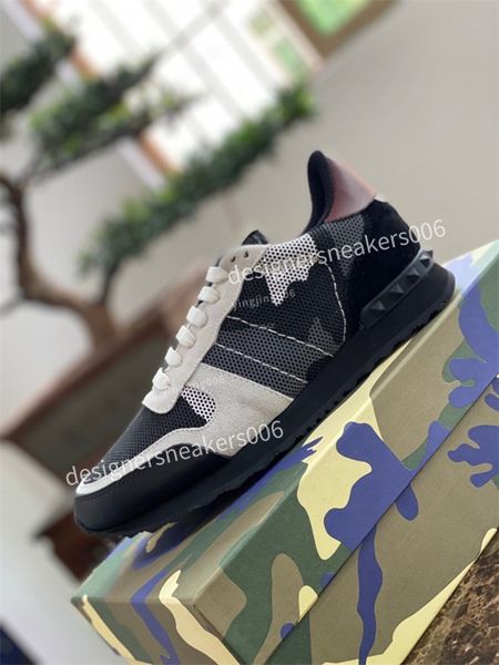 2022 designers camouflage casual shoes suede leather studded rock man women sneakers fashion stripe rubber canvas lace up flat trainers size, Black
2022 designers camouflage casual shoes suede leather studded rock man women sneakers fashion stripe rubber canvas lace up flat trainers size, Black