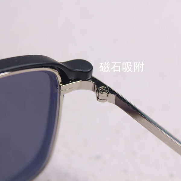 d4eultra light clip myopia male driving polarizing sunglasses day and night sunshade for women, Black
d4eultra light clip myopia male driving polarizing sunglasses day and night sunshade for women, Black