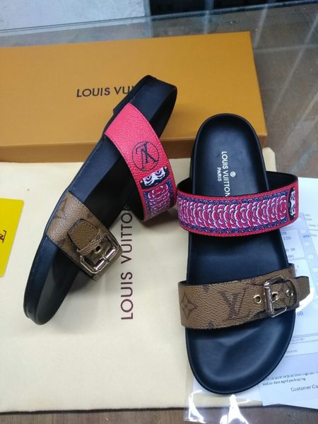 fashion new women's home slippers flat striped pvc sandals drop shopping large size 45 men/women casual non-slip beach slides, Black
fashion new women's home slippers flat striped pvc sandals drop shopping large size 45 men/women casual non-slip beach slides, Black