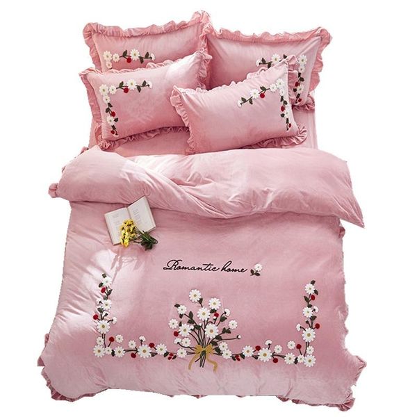bedding sets embroidered crystal velvet four-piece autumn and winter plush duvet cover flannel set
bedding sets embroidered crystal velvet four-piece autumn and winter plush duvet cover flannel set