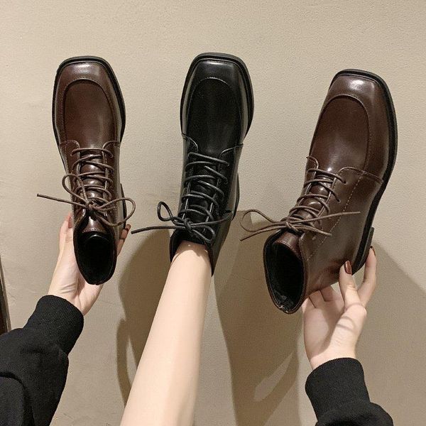 shoes women's rubber boots lace up flat heel luxury designer winter footwear boots-women rain ankle ladies fashion 2021 autumn, Black
shoes women's rubber boots lace up flat heel luxury designer winter footwear boots-women rain ankle ladies fashion 2021 autumn, Black