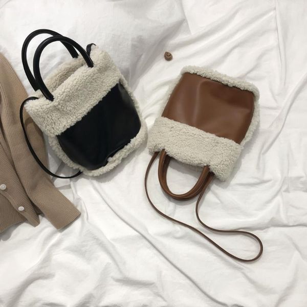 shoulder bags bag women 2021 retro fashion portable bucket single messenger
shoulder bags bag women 2021 retro fashion portable bucket single messenger