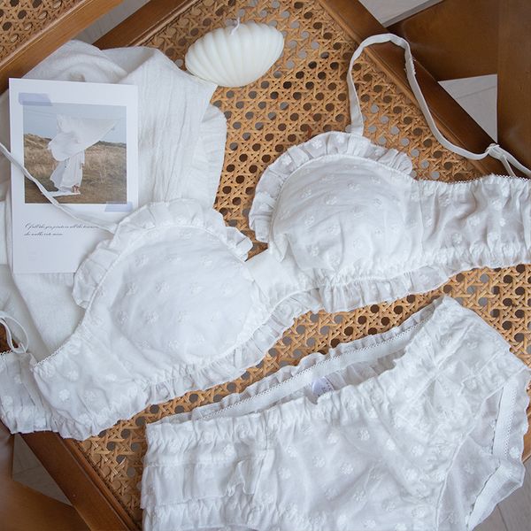 japanese underwear small fresh thin triangle cup no steel ring bra set women cute lace trim young girl bra panties set student c1211, Black;white
japanese underwear small fresh thin triangle cup no steel ring bra set women cute lace trim young girl bra panties set student c1211, Black;white