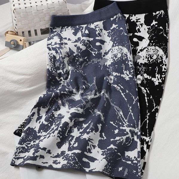 skirts elegant high waist printing knitting penci skirt 2021 autumn winter women slit wrapped wool mid long femme jupes, Black
skirts elegant high waist printing knitting penci skirt 2021 autumn winter women slit wrapped wool mid long femme jupes, Black
