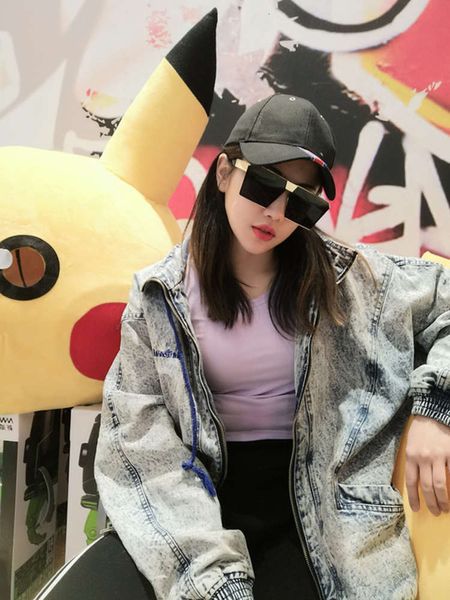 men women polarized and sunglasses for fashion personality big box trend cool driving trendy sunglasses, White;black
men women polarized and sunglasses for fashion personality big box trend cool driving trendy sunglasses, White;black