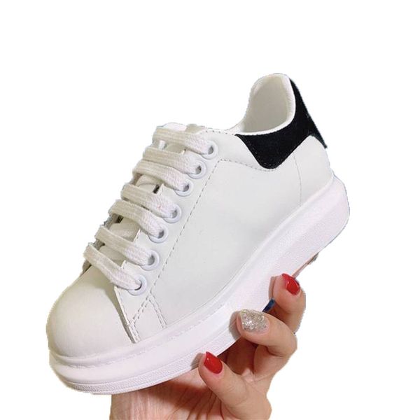 luxurys desingers kids runnings shoes children outdoor sneakers boy girl trainer baby light up shoes sports toddler calzado size 26-36
luxurys desingers kids runnings shoes children outdoor sneakers boy girl trainer baby light up shoes sports toddler calzado size 26-36