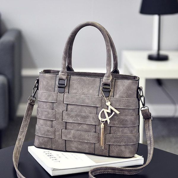 hbp non-brand women's handbag new trend one shoulder style messenger bag wear resistant temperament women's bag sport.0018 8yhg
hbp non-brand women's handbag new trend one shoulder style messenger bag wear resistant temperament women's bag sport.0018 8yhg