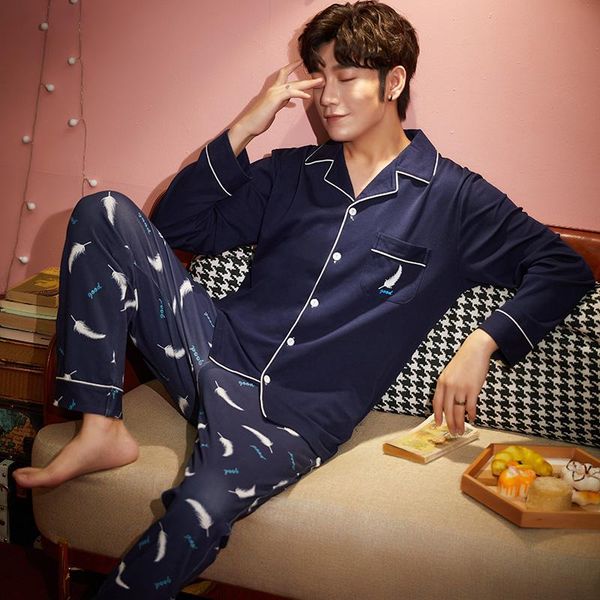 men's sleepwear autumn and winter cartoon casual pajamas feather pattern printed home clothes, cotton comfortable, Black;brown
men's sleepwear autumn and winter cartoon casual pajamas feather pattern printed home clothes, cotton comfortable, Black;brown
