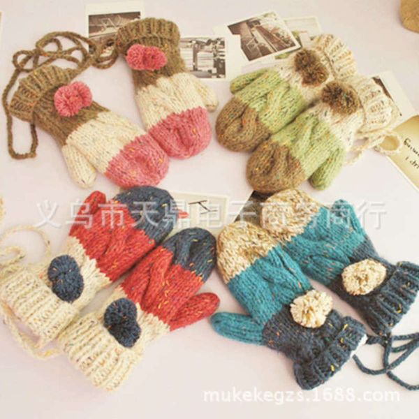 warm autumn knitted winter korean plush gloves color ball women' wool full finger gloves30ya, Blue;gray 
warm autumn knitted winter korean plush gloves color ball women' wool full finger gloves30ya, Blue;gray