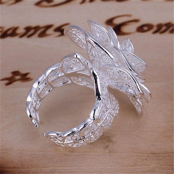the new silver color charm female flower ring women lady new party ring gift classic style h sqclsv
the new silver color charm female flower ring women lady new party ring gift classic style h sqclsv