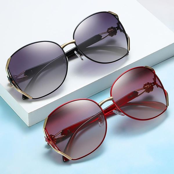 sunglasses women's polarized glasses 2021 design gafas four-leaf clover lents de sol mujer zonnebril uv400 shades eyewear1, White;black
sunglasses women's polarized glasses 2021 design gafas four-leaf clover lents de sol mujer zonnebril uv400 shades eyewear1, White;black