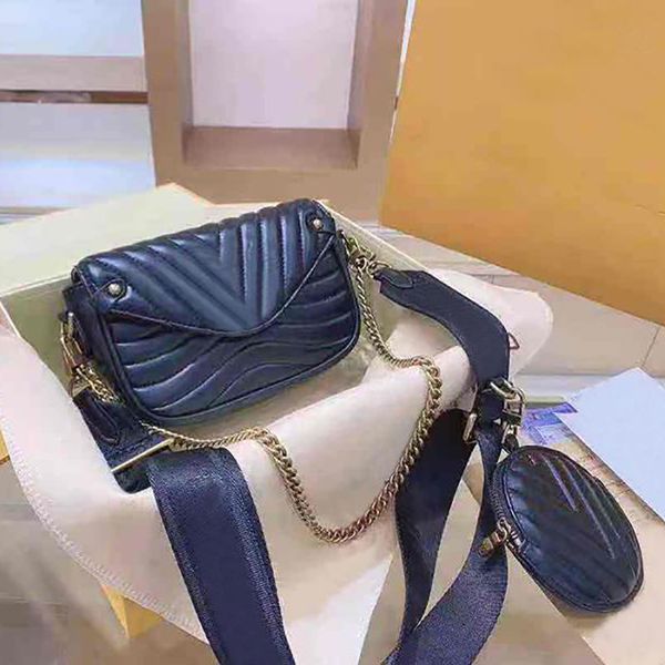 classic leather messenger bag brand lady shoulder bag fashion portable wallet personalized chain
classic leather messenger bag brand lady shoulder bag fashion portable wallet personalized chain