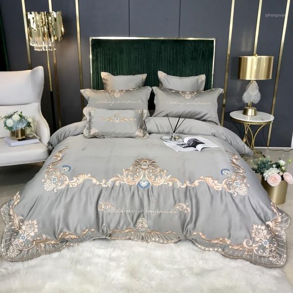 silk cotton luxury royal bedding set king size silky soft duvet cover bed fitted sheet set wedding bedspread pillow shams1
silk cotton luxury royal bedding set king size silky soft duvet cover bed fitted sheet set wedding bedspread pillow shams1