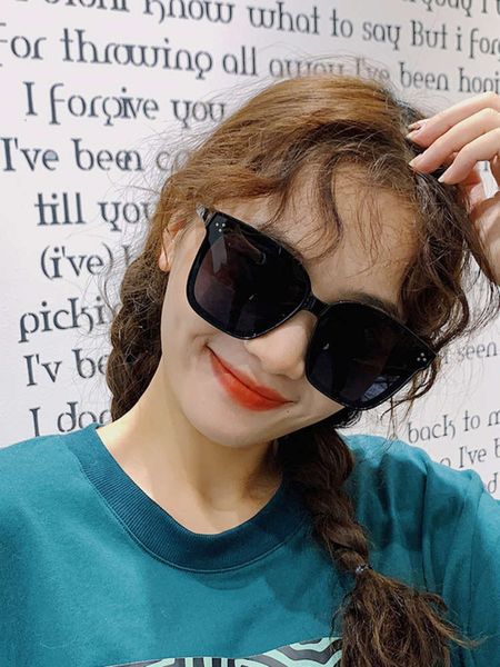 women's glasses new square gm sunglasses anti ultraviolet sunglasses big face thin, White;black
women's glasses new square gm sunglasses anti ultraviolet sunglasses big face thin, White;black