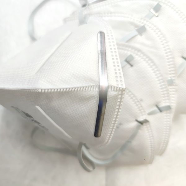 95% protection masks kn90 filtration mouth cover anti dust pollution face mask anti-fog haz
95% protection masks kn90 filtration mouth cover anti dust pollution face mask anti-fog haz