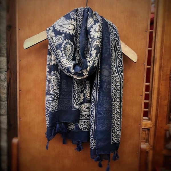 scarves johnature women scarfs print flower blue bandana 2021 fall winter cotton brief warm shawl female vintage clothing, Blue;gray
scarves johnature women scarfs print flower blue bandana 2021 fall winter cotton brief warm shawl female vintage clothing, Blue;gray