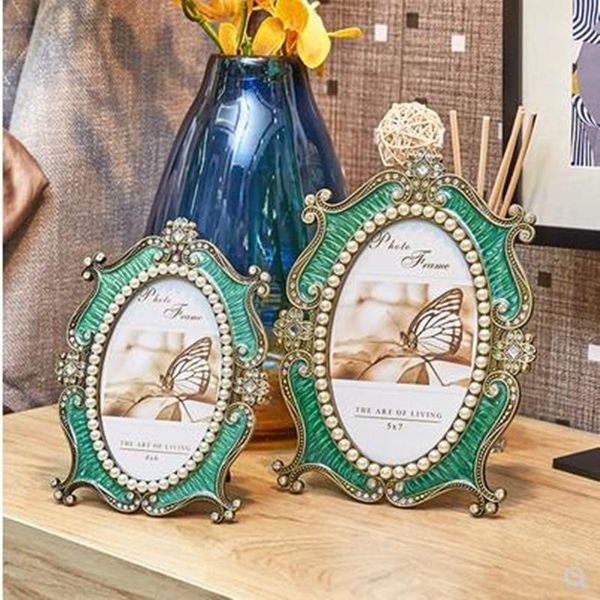 frames creative green resin po frame, retro european-style home office restaurant bar decorations, wedding gifts
frames creative green resin po frame, retro european-style home office restaurant bar decorations, wedding gifts