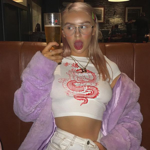 heyoungirl dragon printed white womens tshirts casual basic chinese style t-shirt women harajuku short sleeve tee shirt y200412
heyoungirl dragon printed white womens tshirts casual basic chinese style t-shirt women harajuku short sleeve tee shirt y200412