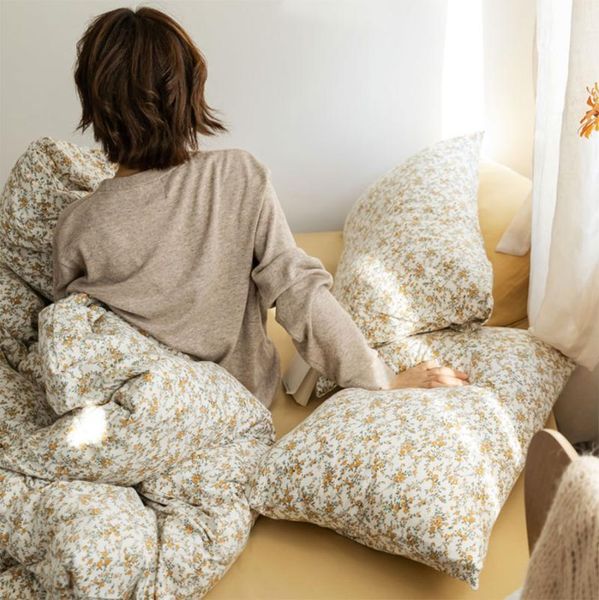 cute yellow floral bedding set girl,knitting cotton twin full king romantic home textile bed sheet pillow case quilt cover
cute yellow floral bedding set girl,knitting cotton twin full king romantic home textile bed sheet pillow case quilt cover