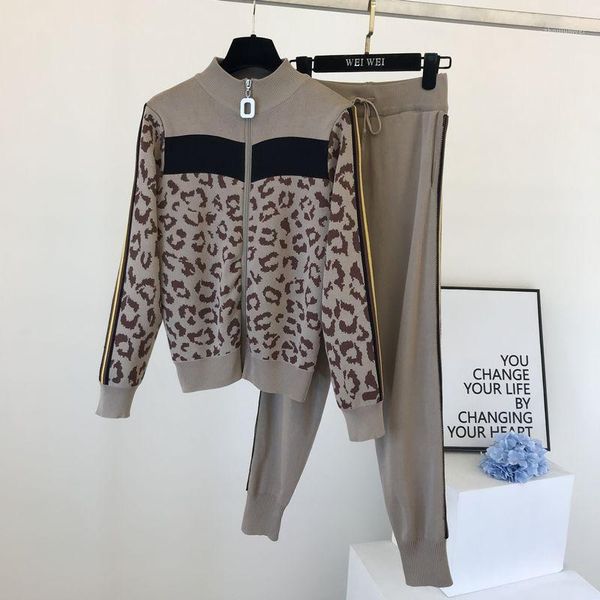 2020 autumn winter women two piece sweat set zipper leopard patchwork knitted +pants set female 2 piece tracksuit1, Gray
2020 autumn winter women two piece sweat set zipper leopard patchwork knitted +pants set female 2 piece tracksuit1, Gray