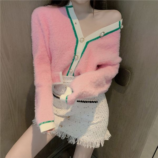 2021 New Sweet Hairy Pink Sweaters Women Fine Autumn False Mink Cashmere Mesh Cardigan Fashions the Short Neck Mujer Sueter MQ4G, White;black
2021 New Sweet Hairy Pink Sweaters Women Fine Autumn False Mink Cashmere Mesh Cardigan Fashions the Short Neck Mujer Sueter MQ4G, White;black