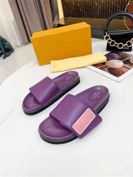 luxurys women fashion summer beach slipper designers new open toes shower room slipper casual leather sandals brand wholesale size 4.5-8.5, Black
luxurys women fashion summer beach slipper designers new open toes shower room slipper casual leather sandals brand wholesale size 4.5-8.5, Black