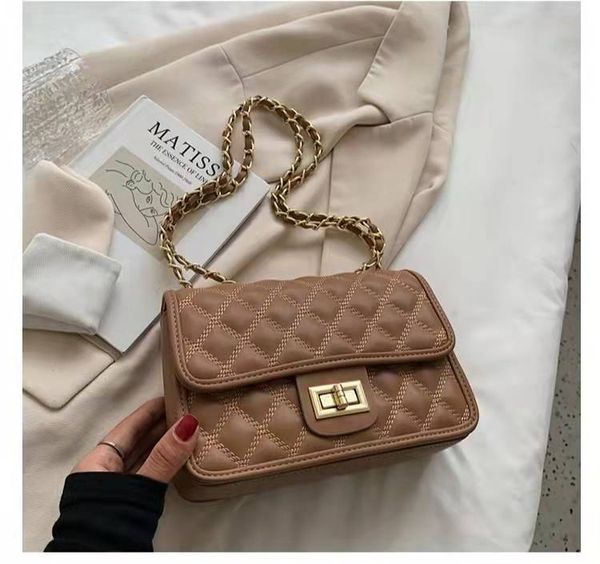 Diamond Lattice Cross Body Luxury designer messenger bag lady leather Flip chain bag handbags High quality Fashion Shoulder Bags HBP 01, White
Diamond Lattice Cross Body Luxury designer messenger bag lady leather Flip chain bag handbags High quality Fashion Shoulder Bags HBP 01, White