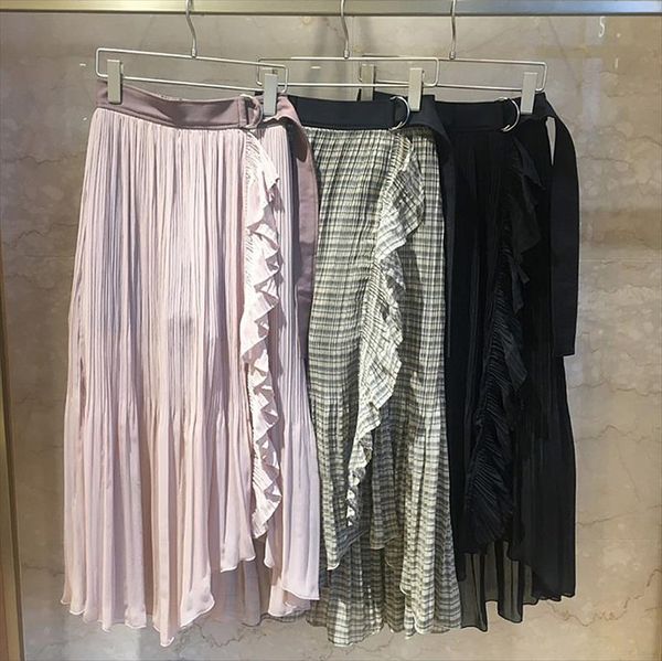2020 summer new japanese ruffled pleated belt shorts chiffon irregular one piece skirt drop shipping good quality, Black
2020 summer new japanese ruffled pleated belt shorts chiffon irregular one piece skirt drop shipping good quality, Black