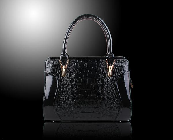 hbp non-brand bag 2021 new women's crocodile leather handbag smiling face women's bag shoulder hasrt
hbp non-brand bag 2021 new women's crocodile leather handbag smiling face women's bag shoulder hasrt