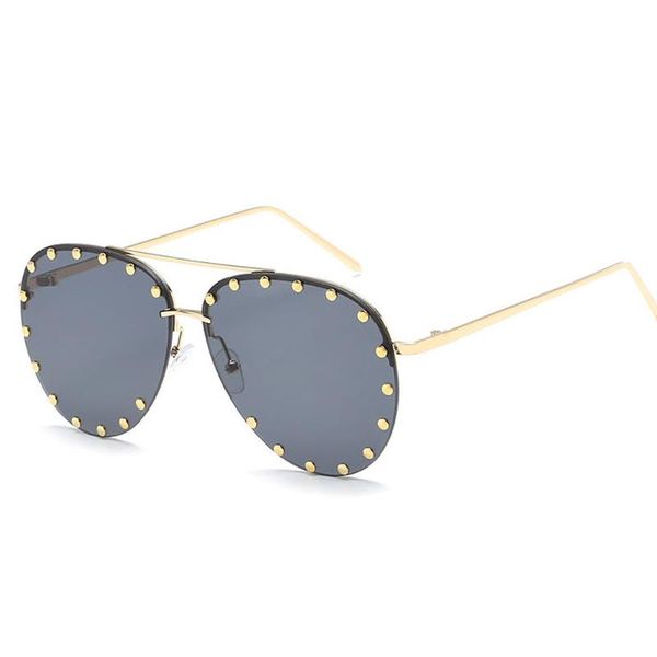 sunglasses retro transparent gradient rivet ladies frameless oversized fashionable men and women universal, White;black
sunglasses retro transparent gradient rivet ladies frameless oversized fashionable men and women universal, White;black