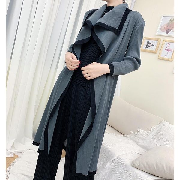 long coat windbreaker trench coat for women turn-down collar long sleeves pleated solid spliced open stitch trenches plus size1, Tan;black
long coat windbreaker trench coat for women turn-down collar long sleeves pleated solid spliced open stitch trenches plus size1, Tan;black
