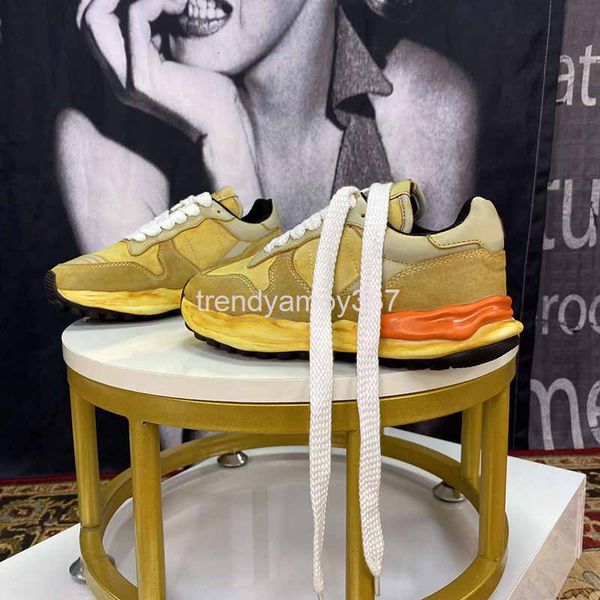 dress shoes star net red same fashion dissolving shoes spring daddy thick bottom trendy couple sports, Black
dress shoes star net red same fashion dissolving shoes spring daddy thick bottom trendy couple sports, Black
