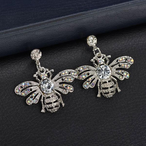 new brand design bee earrings fashion exaggeration insect pendant female party jewelry, Golden;silver
new brand design bee earrings fashion exaggeration insect pendant female party jewelry, Golden;silver